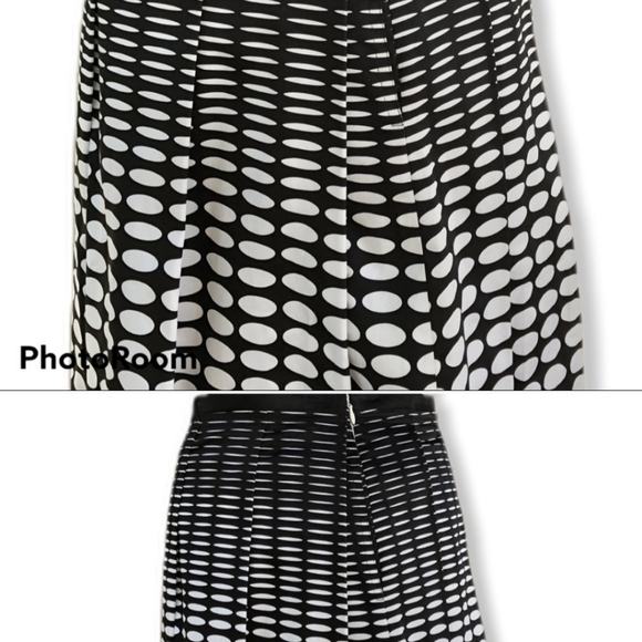 Calvin Klein Midi Box Pleated Skirt - Picture 2 of 4